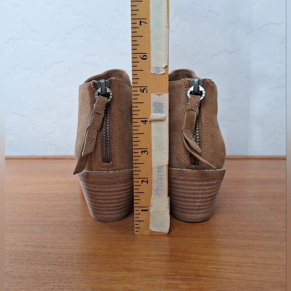 Splendid nwt camel